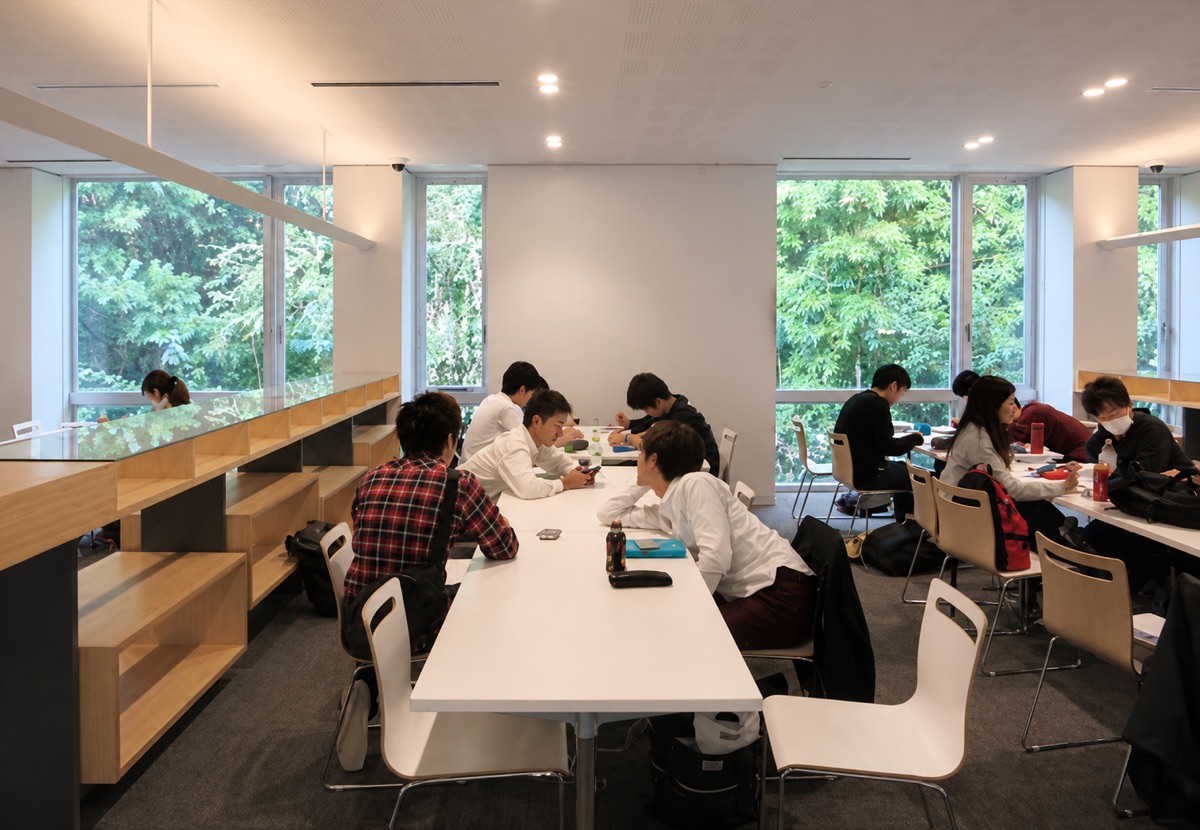 鹿児島大学（郡元）学習交流プラザ 10