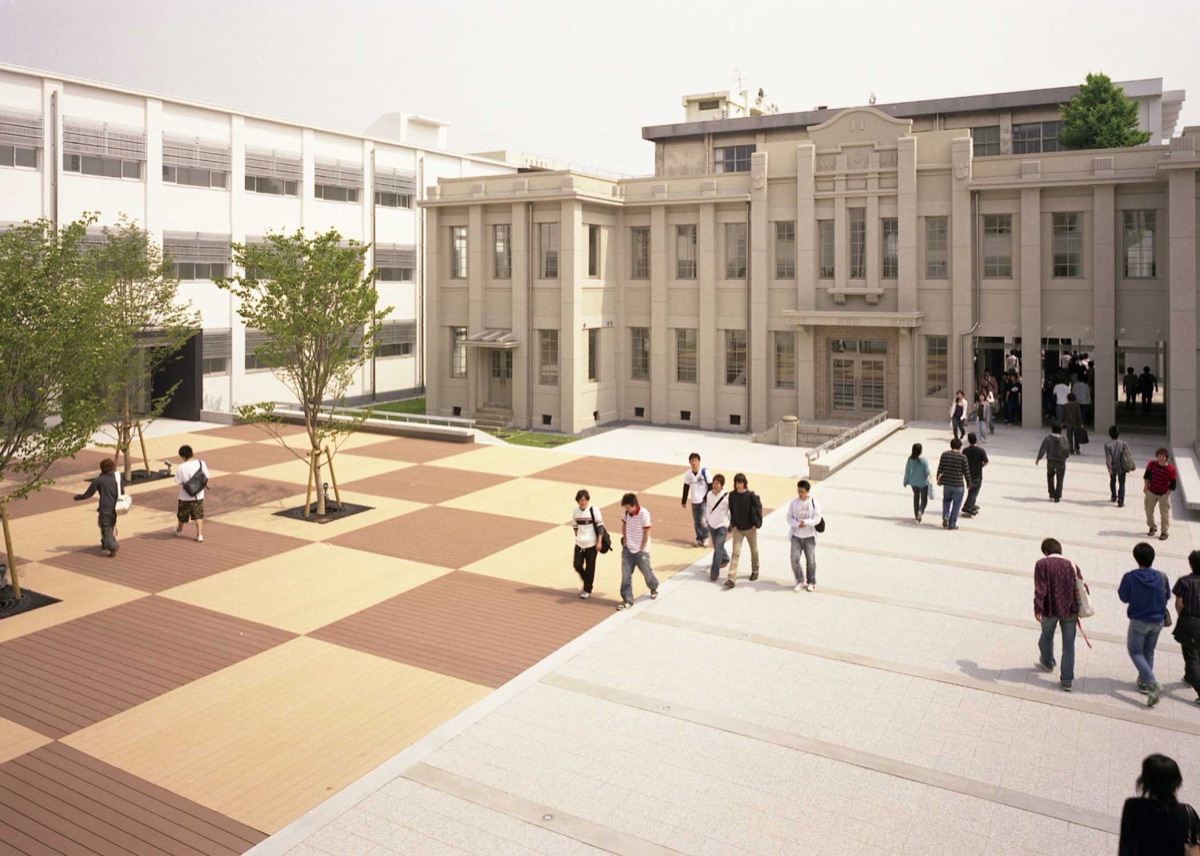 九州工業大学（戸畑）先端教育コラボレーションプラザ