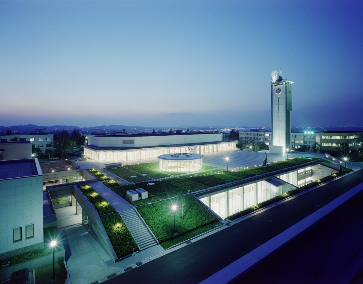 防衛大学校 図書館