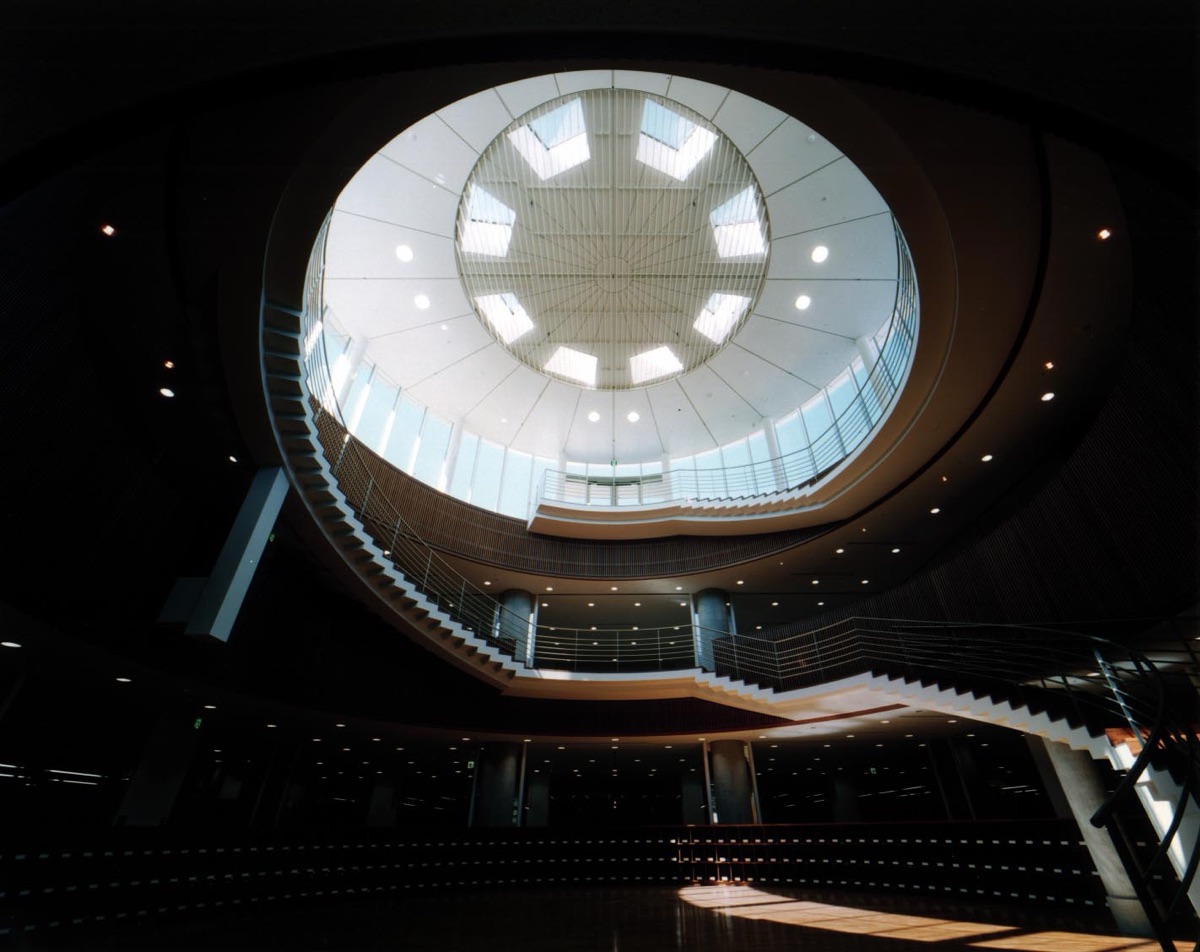 防衛大学校図書館 4