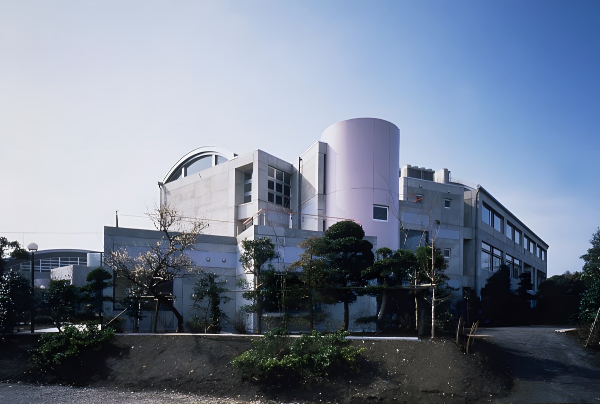 湘南国際女子短期大学