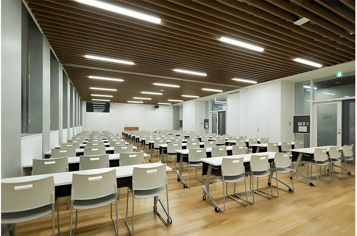 東京大学分子ライフイノベーション棟 8