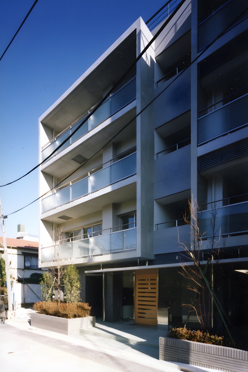 赤羽三丁目共同住宅「燦・ガーデン」 3